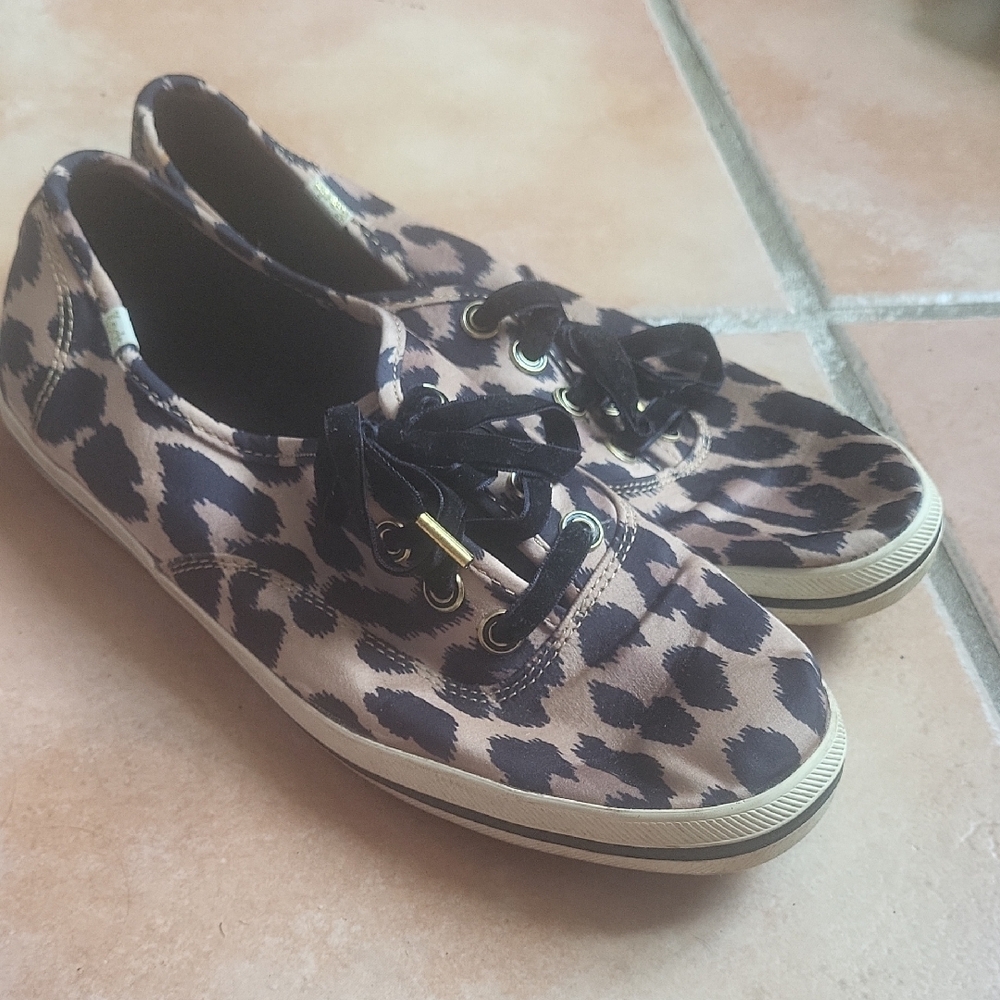 Keds Brown and Black Sneakers Casual Style